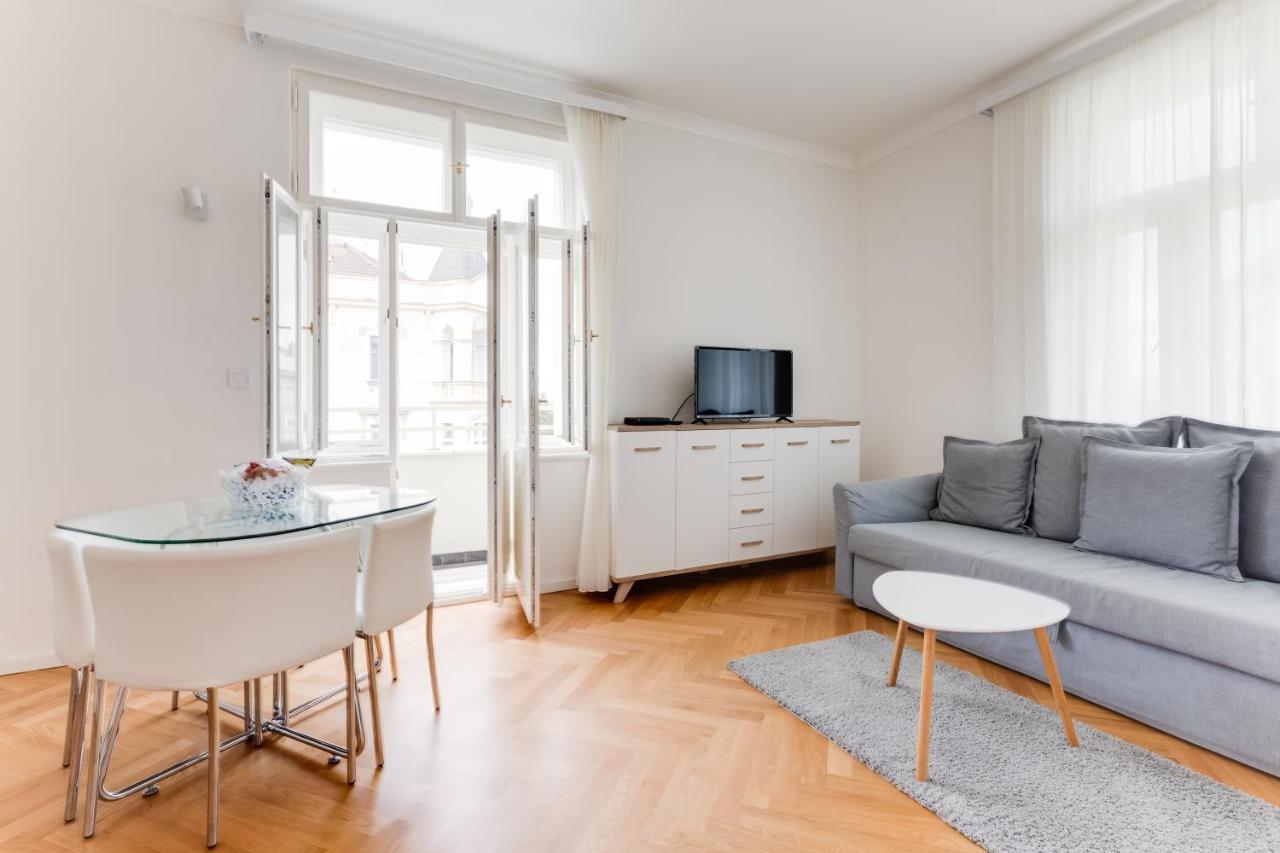 Friendly Apartments In Prague Ngoại thất bức ảnh