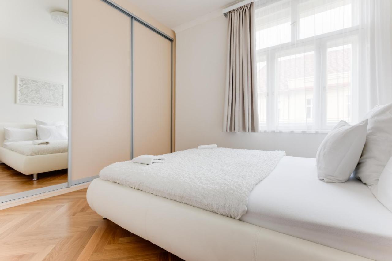 Friendly Apartments In Prague Ngoại thất bức ảnh