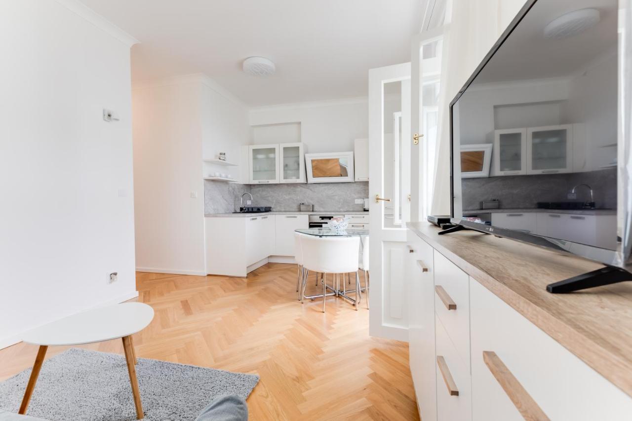 Friendly Apartments In Prague Ngoại thất bức ảnh